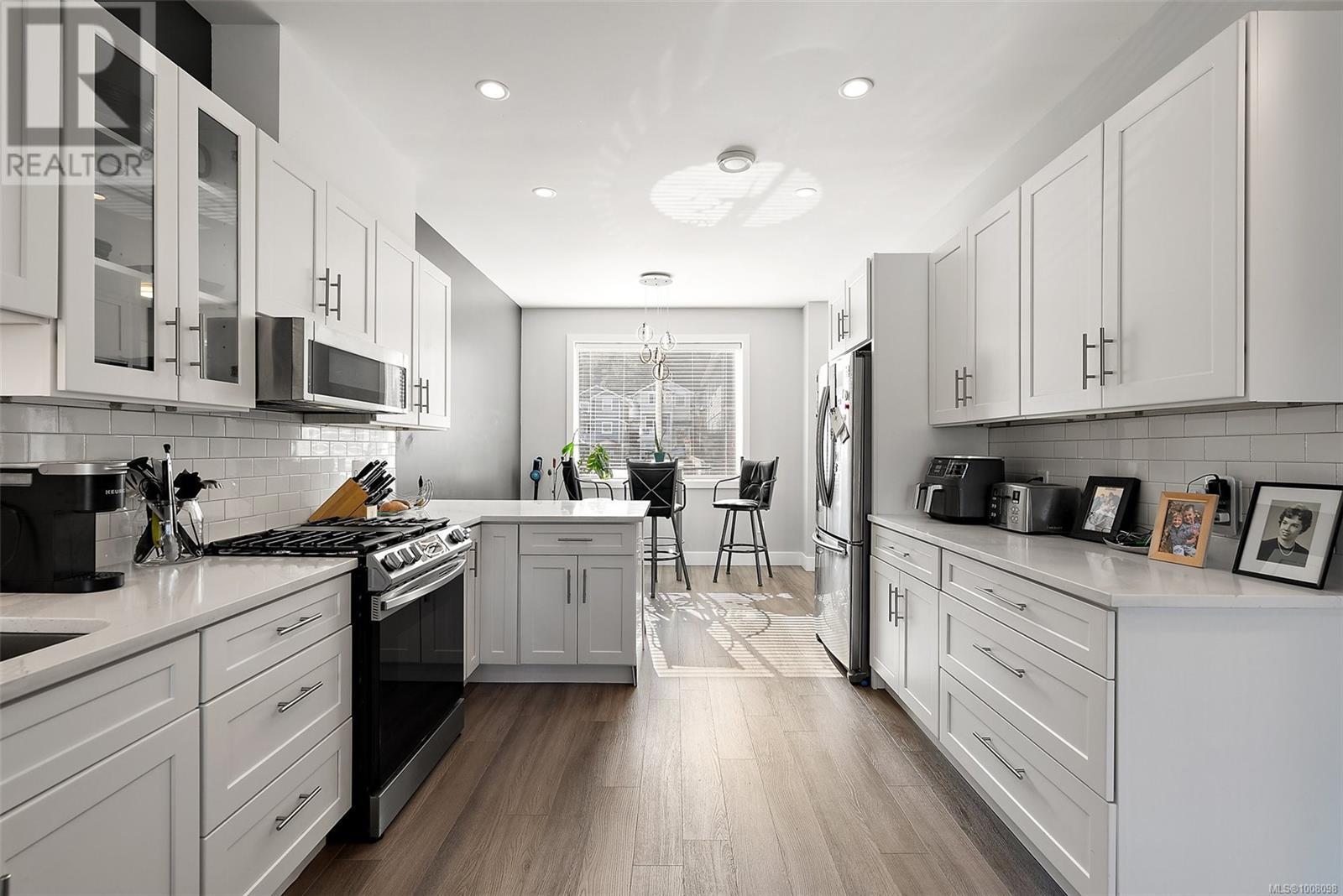  920 Turnstone Ridge, Langford