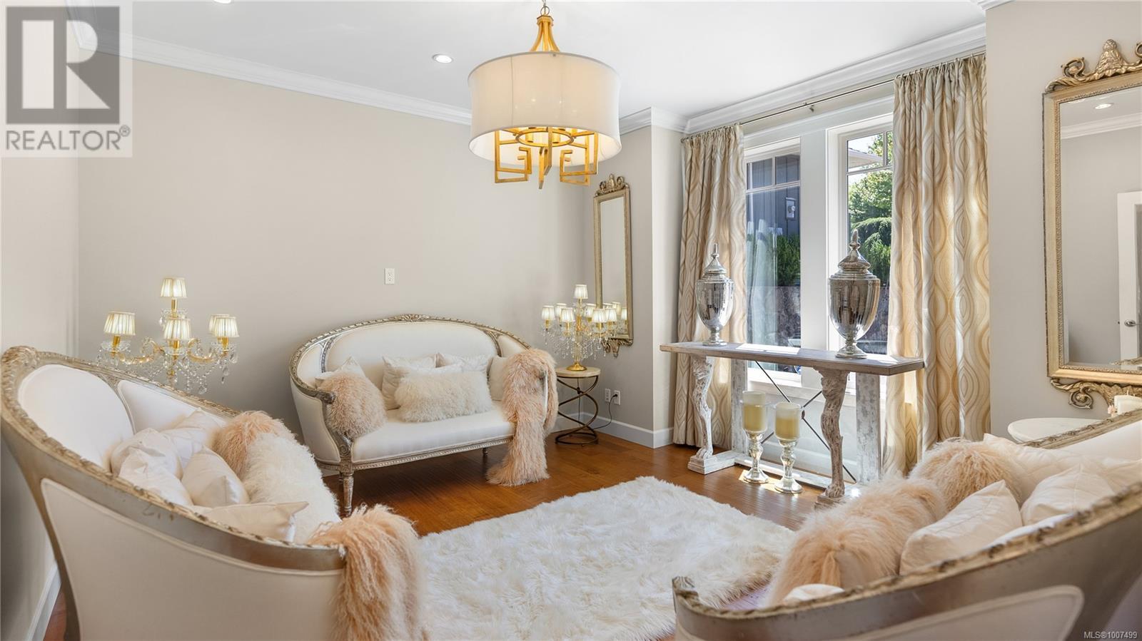 Photo 11 of 2328 Nicklaus Dr, Langford BC