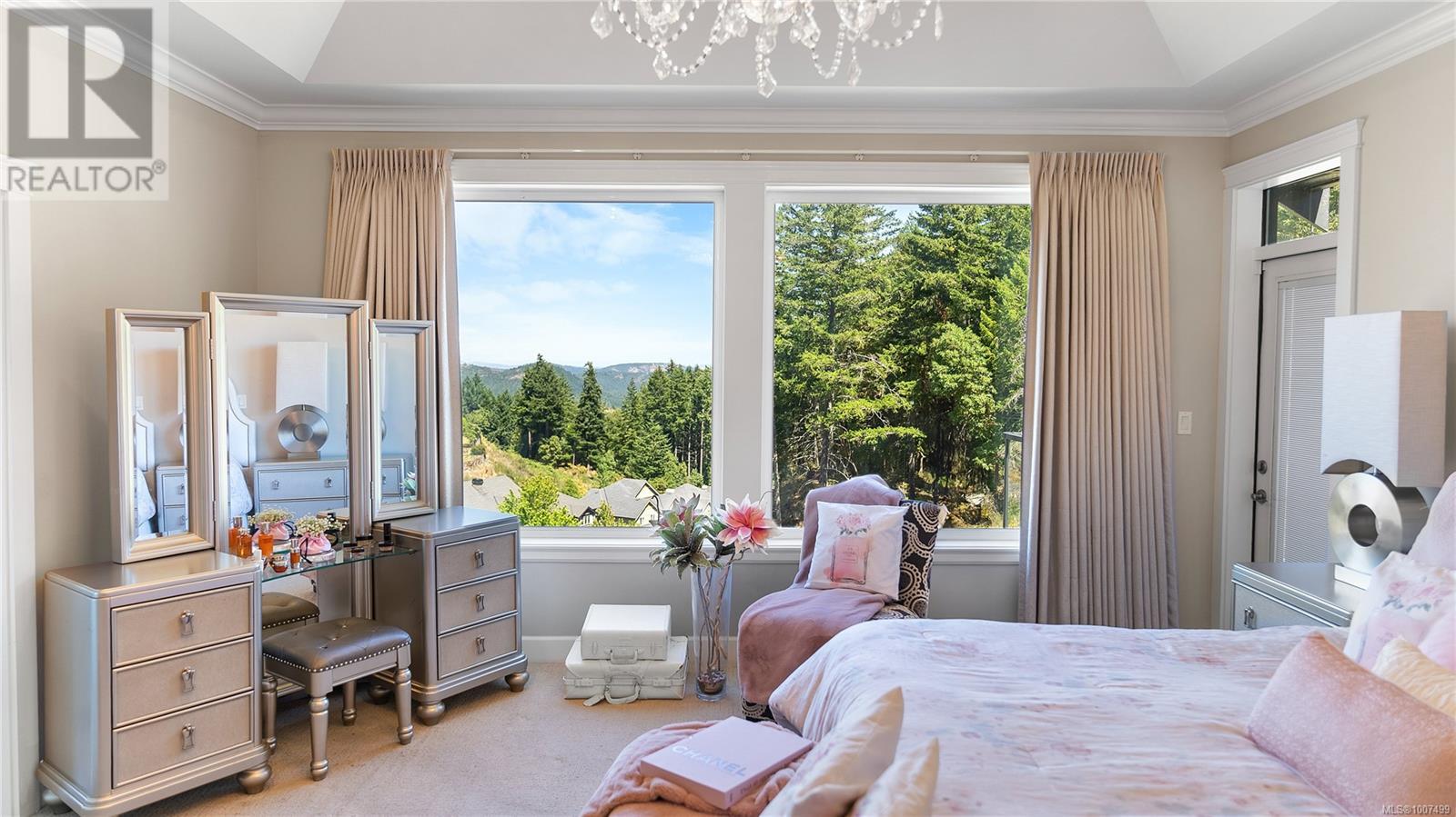 Photo 20 of 2328 Nicklaus Dr, Langford BC