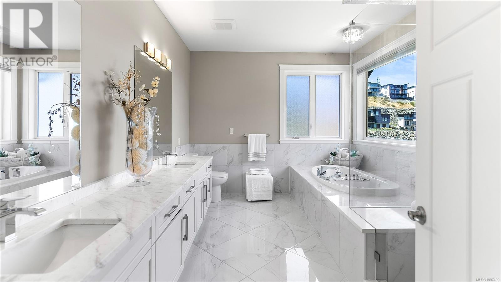 Photo 24 of 2328 Nicklaus Dr, Langford BC