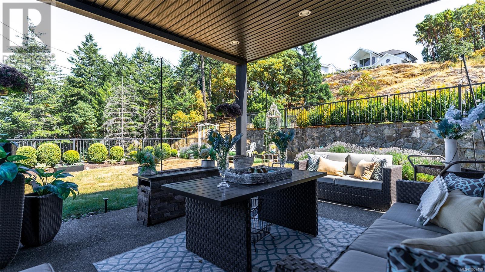 Photo 40 of 2328 Nicklaus Dr, Langford BC