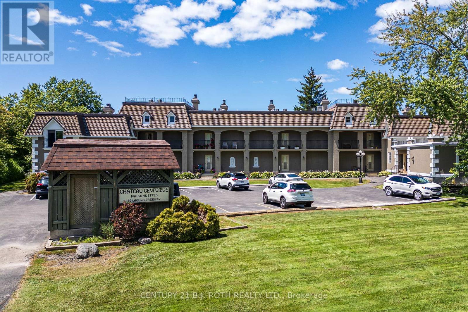 Photo 2 of 16 60 Laguna Parkway, Ramara ON