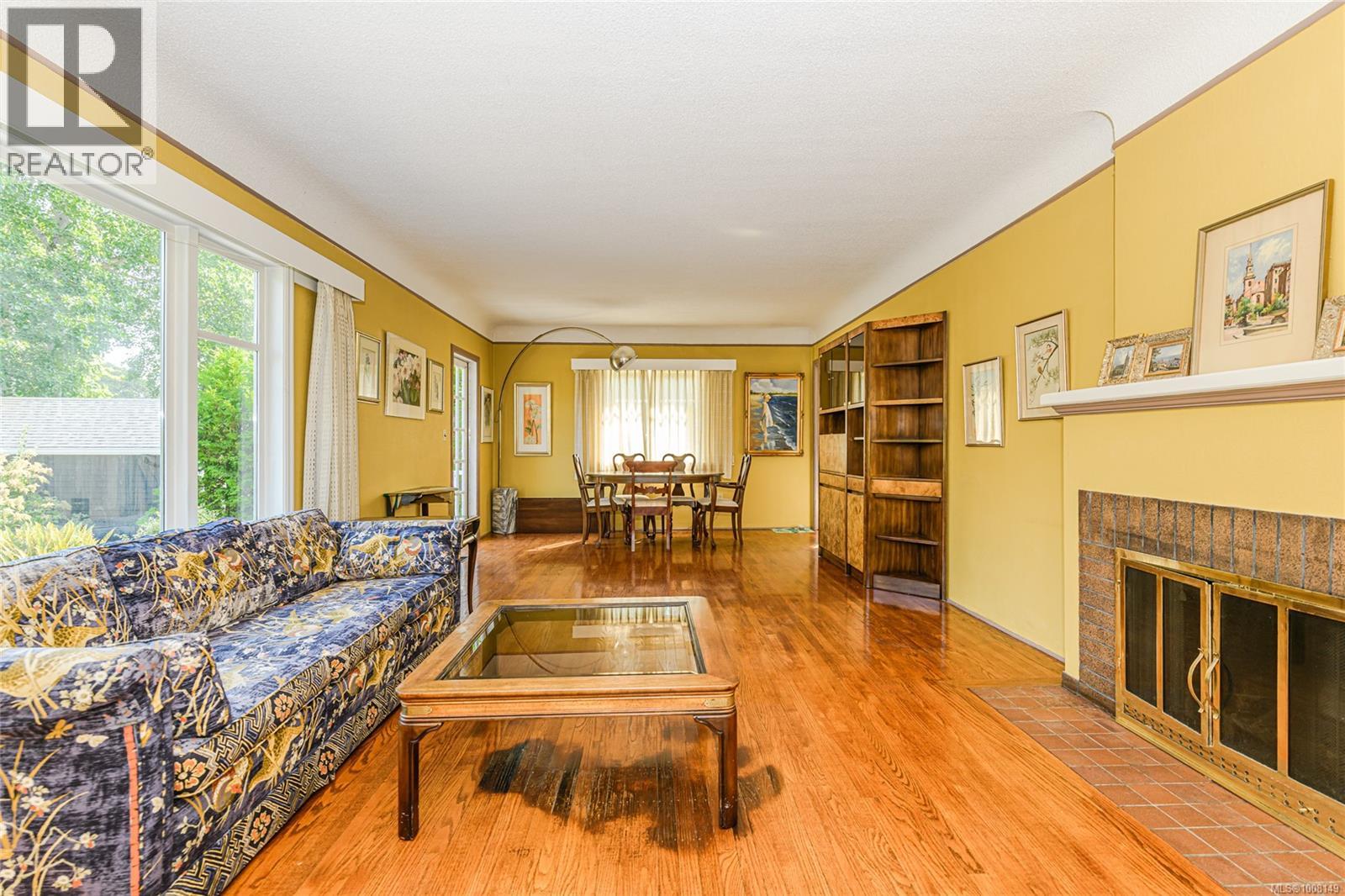 Photo 10 of 787 Newport Ave, Oak Bay BC