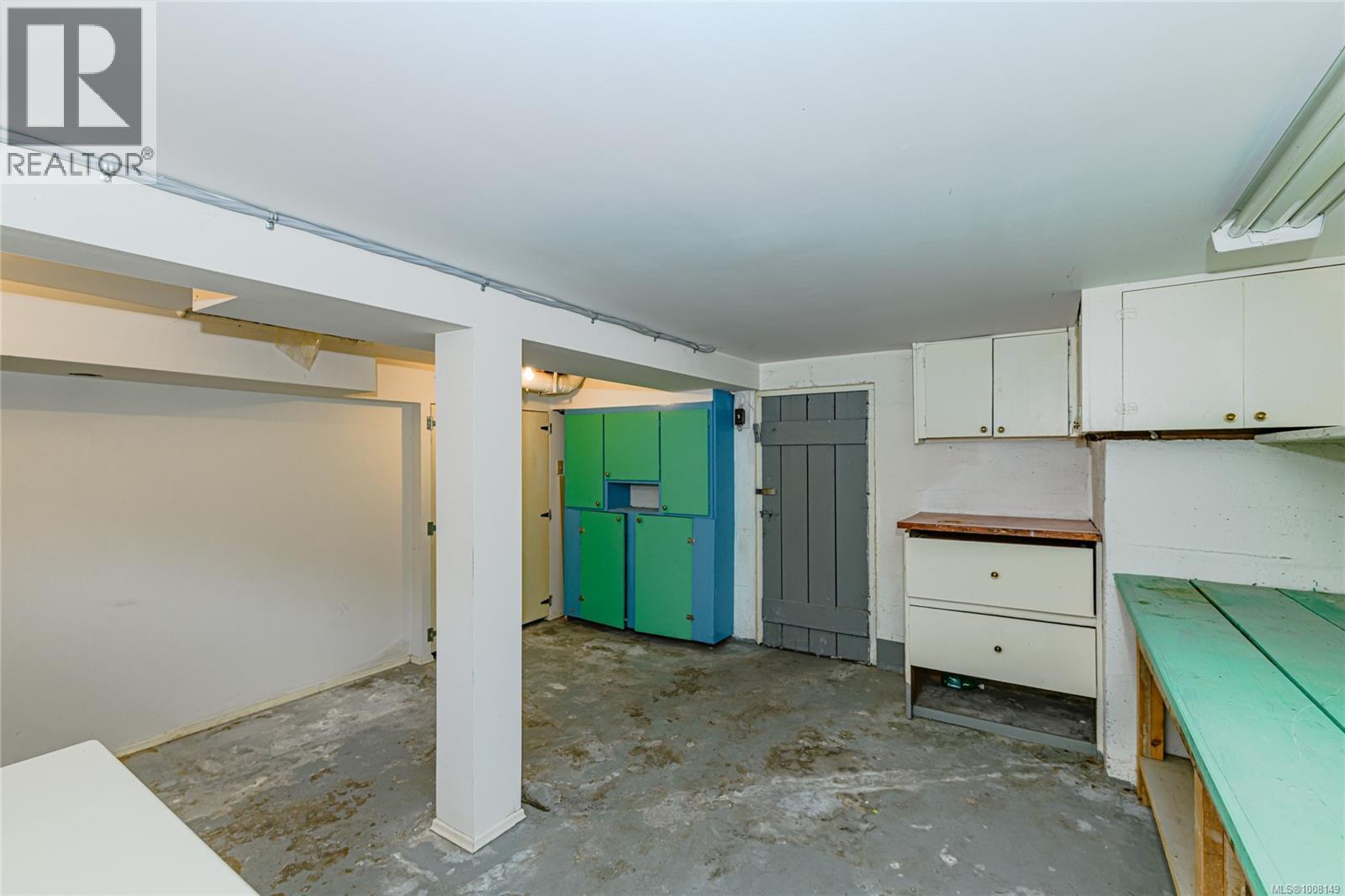 Photo 42 of 787 Newport Ave, Oak Bay BC