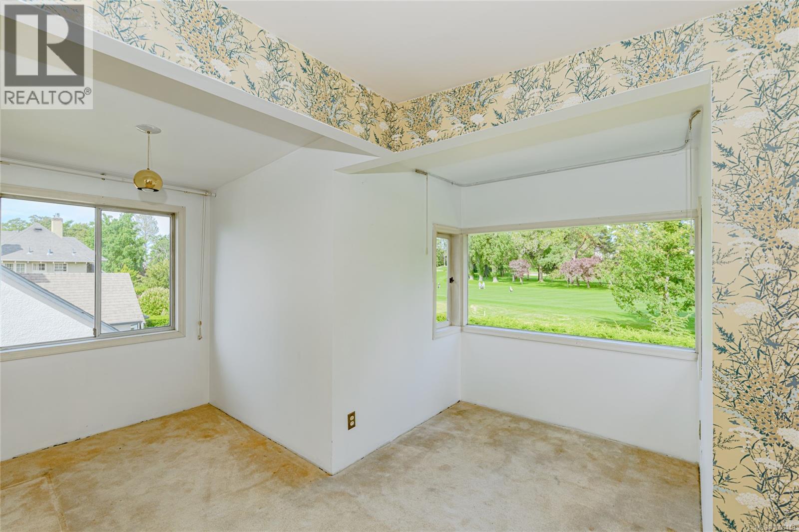 Photo 21 of 787 Newport Ave, Oak Bay BC