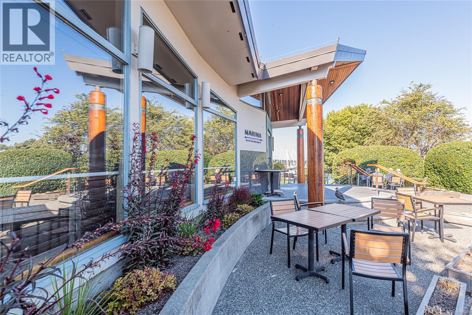 Photo 53 of 787 Newport Ave, Oak Bay BC