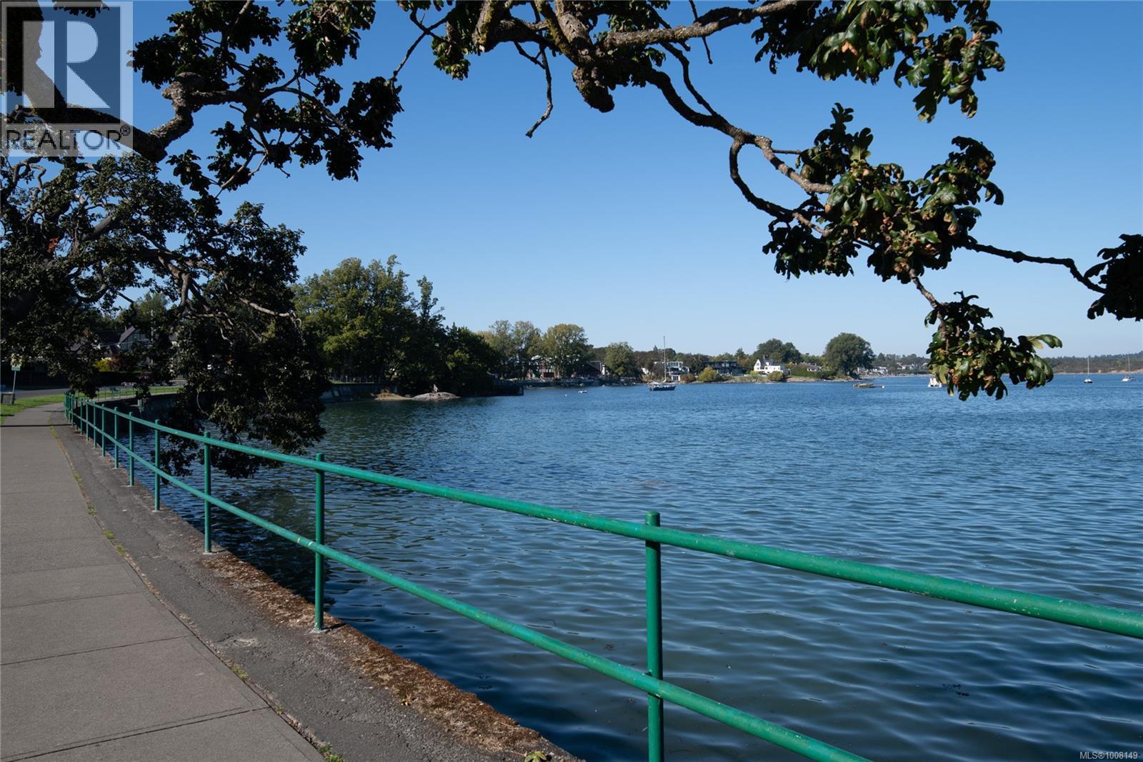 Photo 54 of 787 Newport Ave, Oak Bay BC