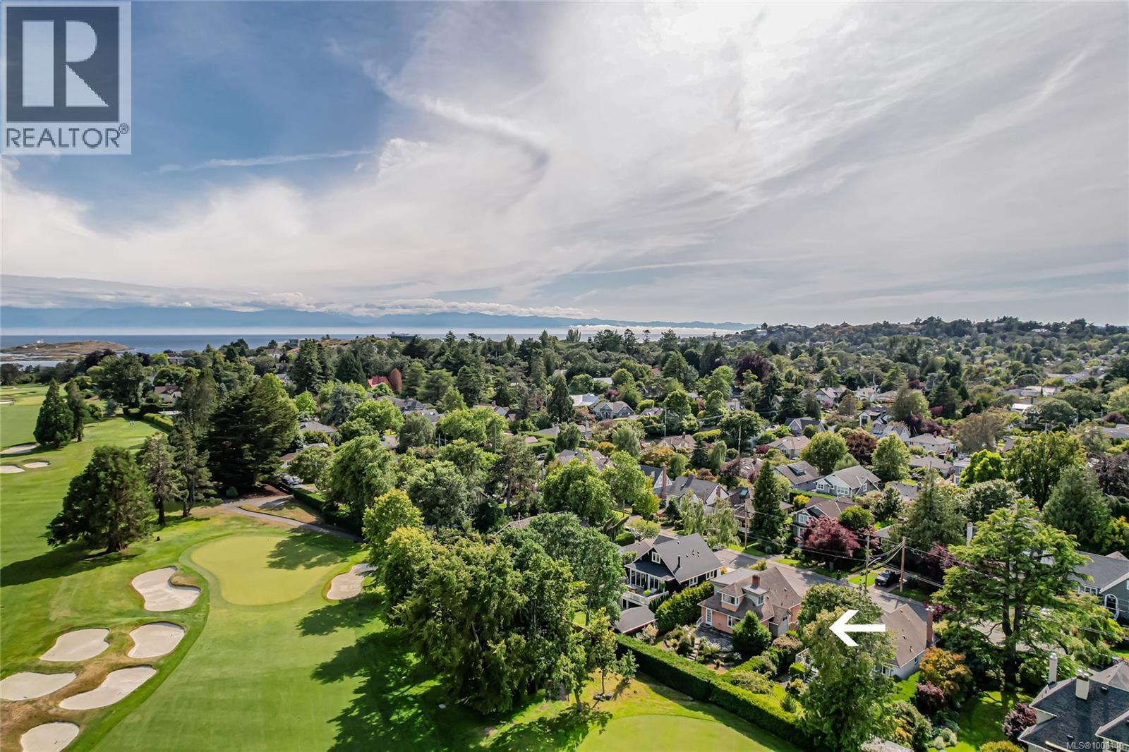 Photo 47 of 787 Newport Ave, Oak Bay BC