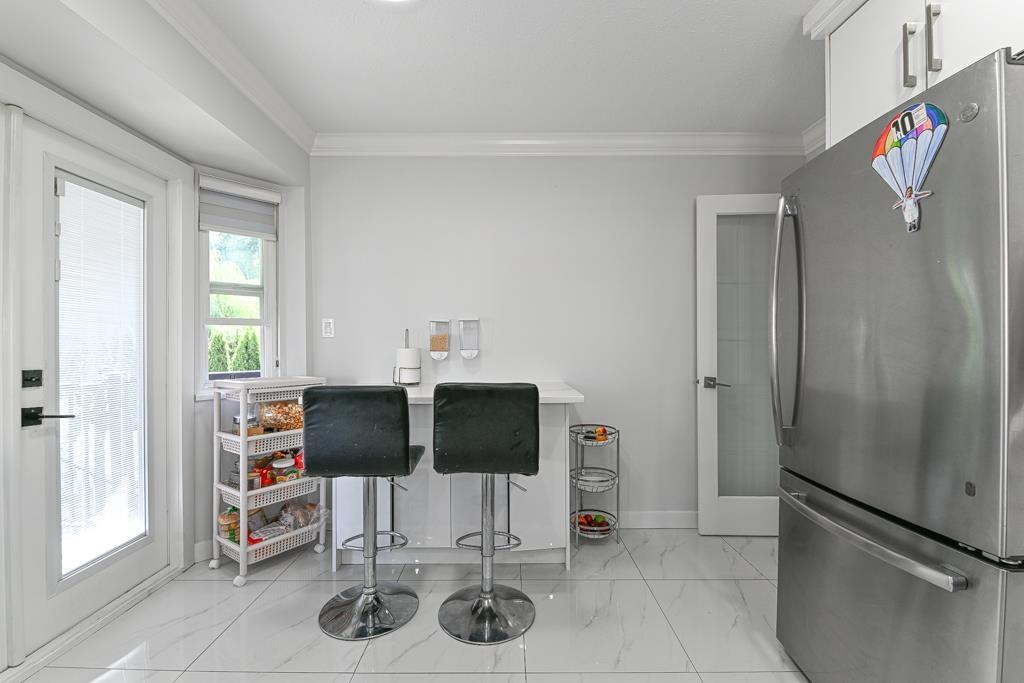 Photo 12 of 31858 Mayne Avenue, Abbotsford BC