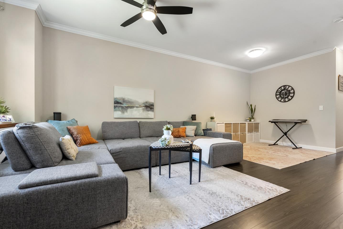 Photo 14 of 38 7121 192 Street, Surrey BC
