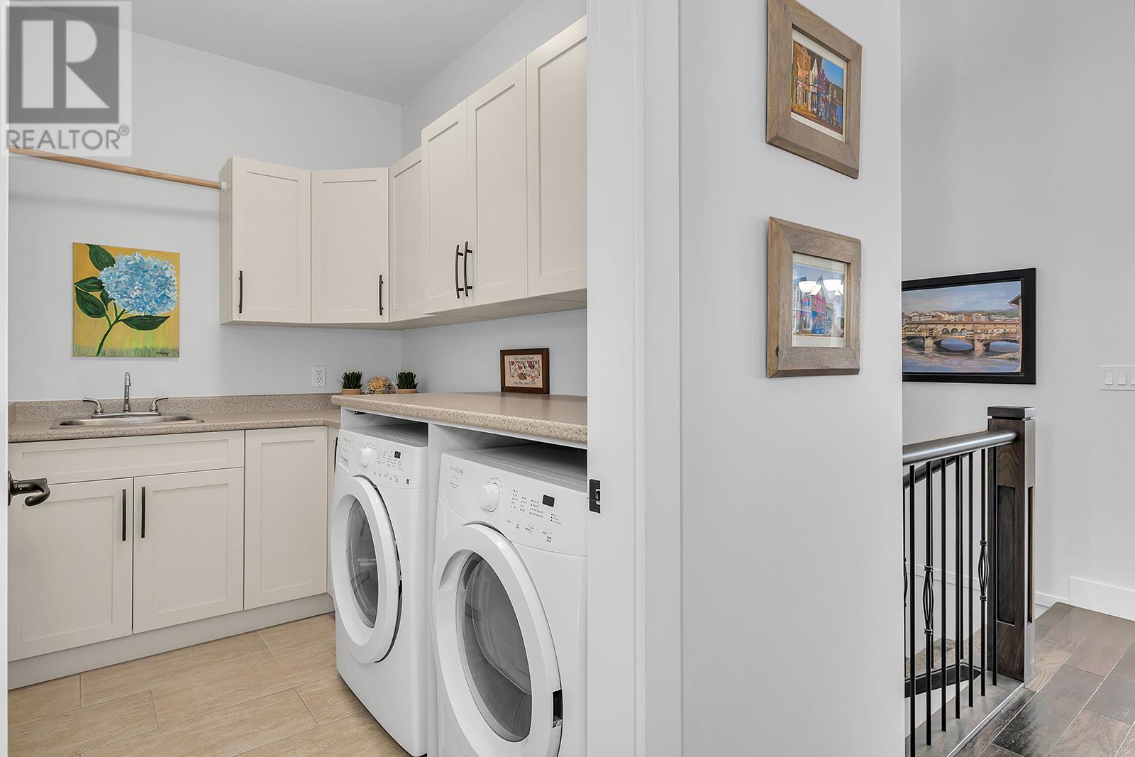  1605 Marina Way, West Kelowna