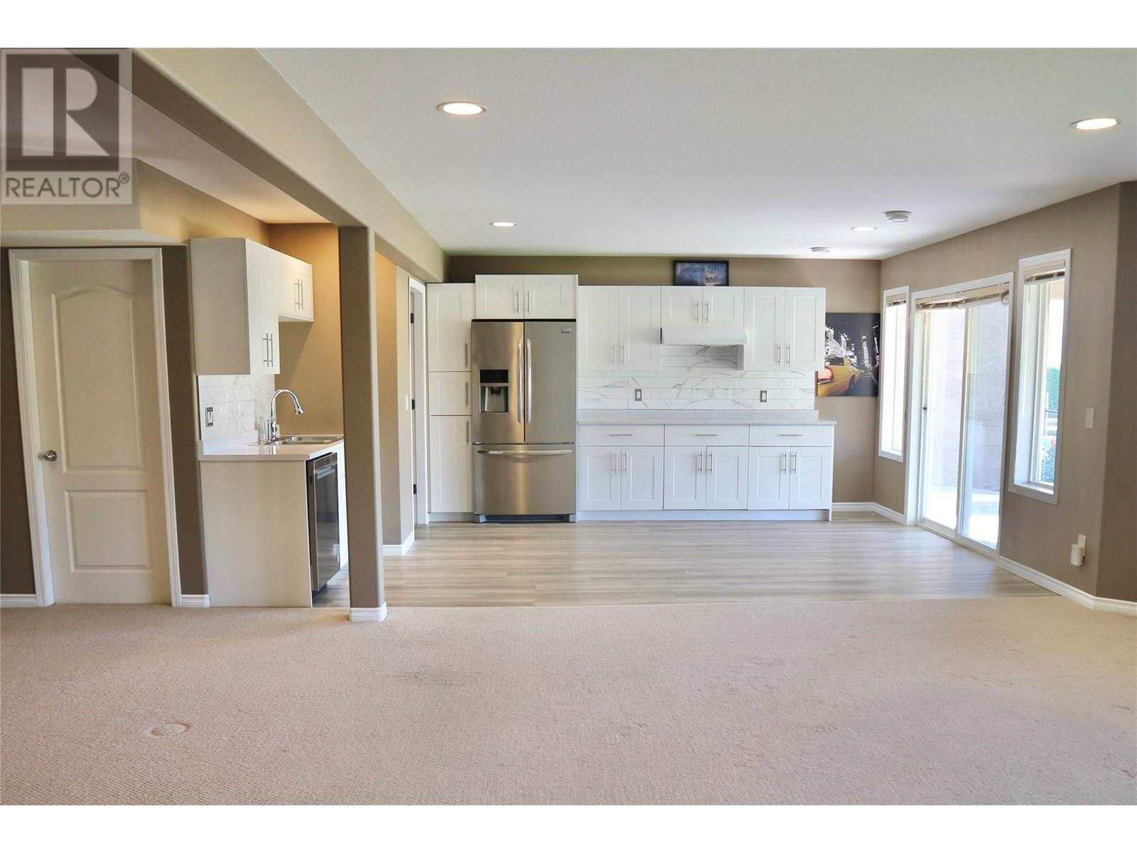 3276 MERLOT COURT - Image 34