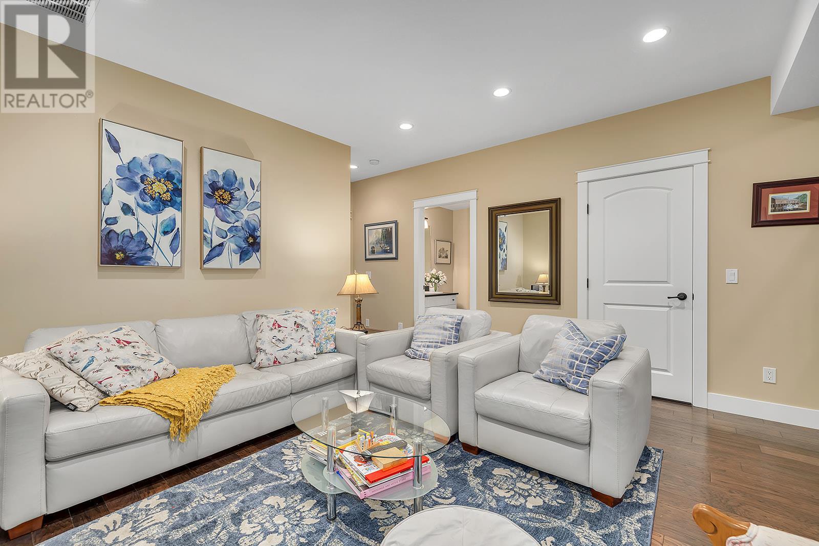  1605 Marina Way, West Kelowna