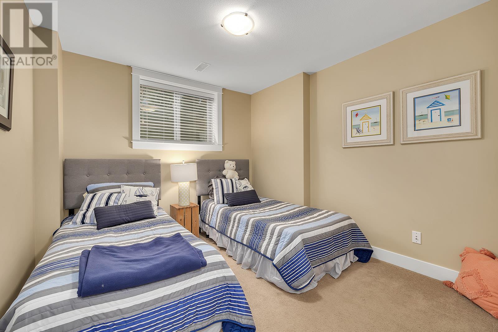  1605 Marina Way, West Kelowna