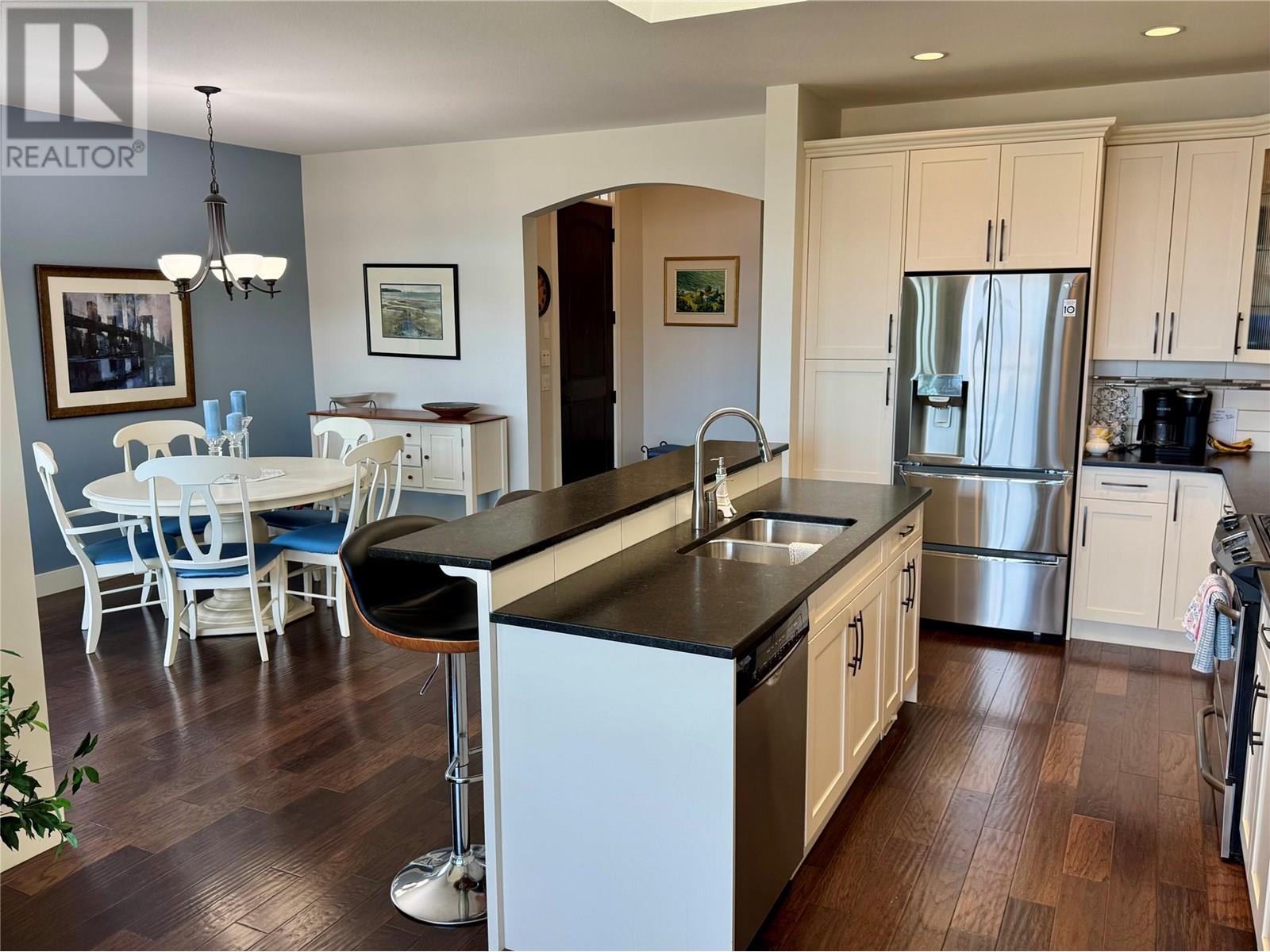  1605 Marina Way, West Kelowna