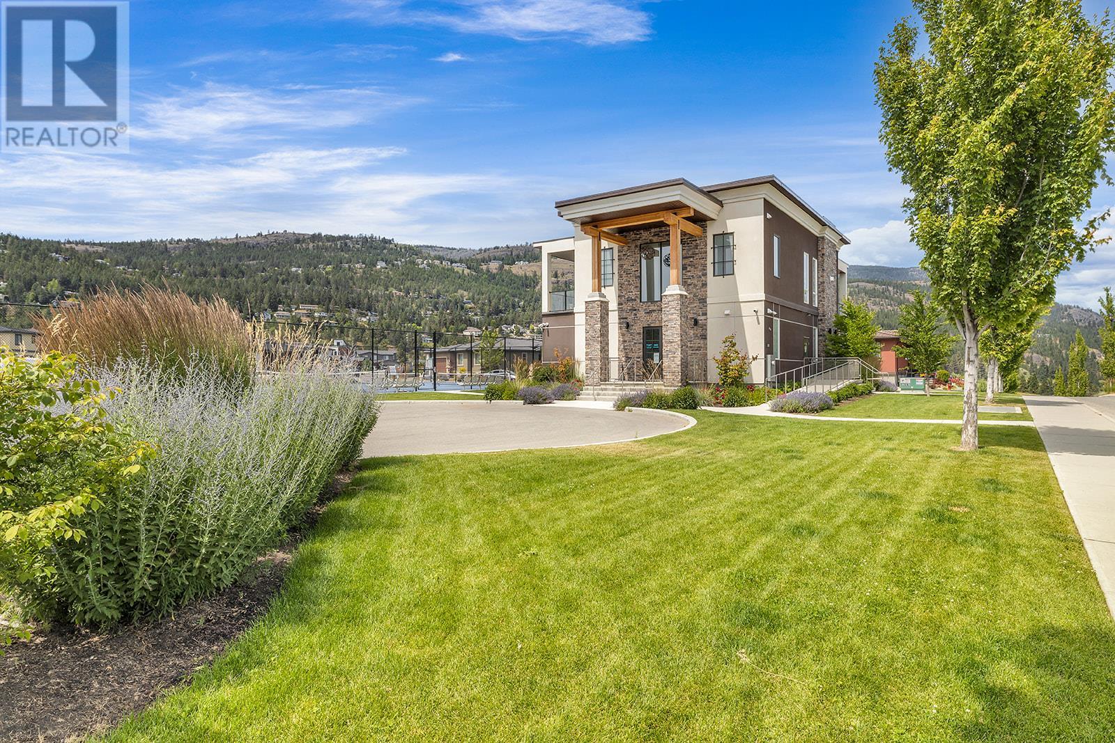  1605 Marina Way, West Kelowna