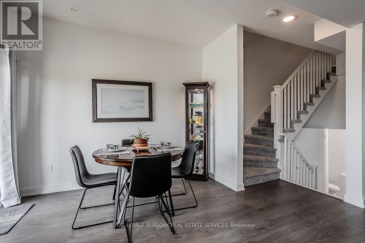 Photo 36 of 28 1121 Cooke Boulevard, Burlington ON