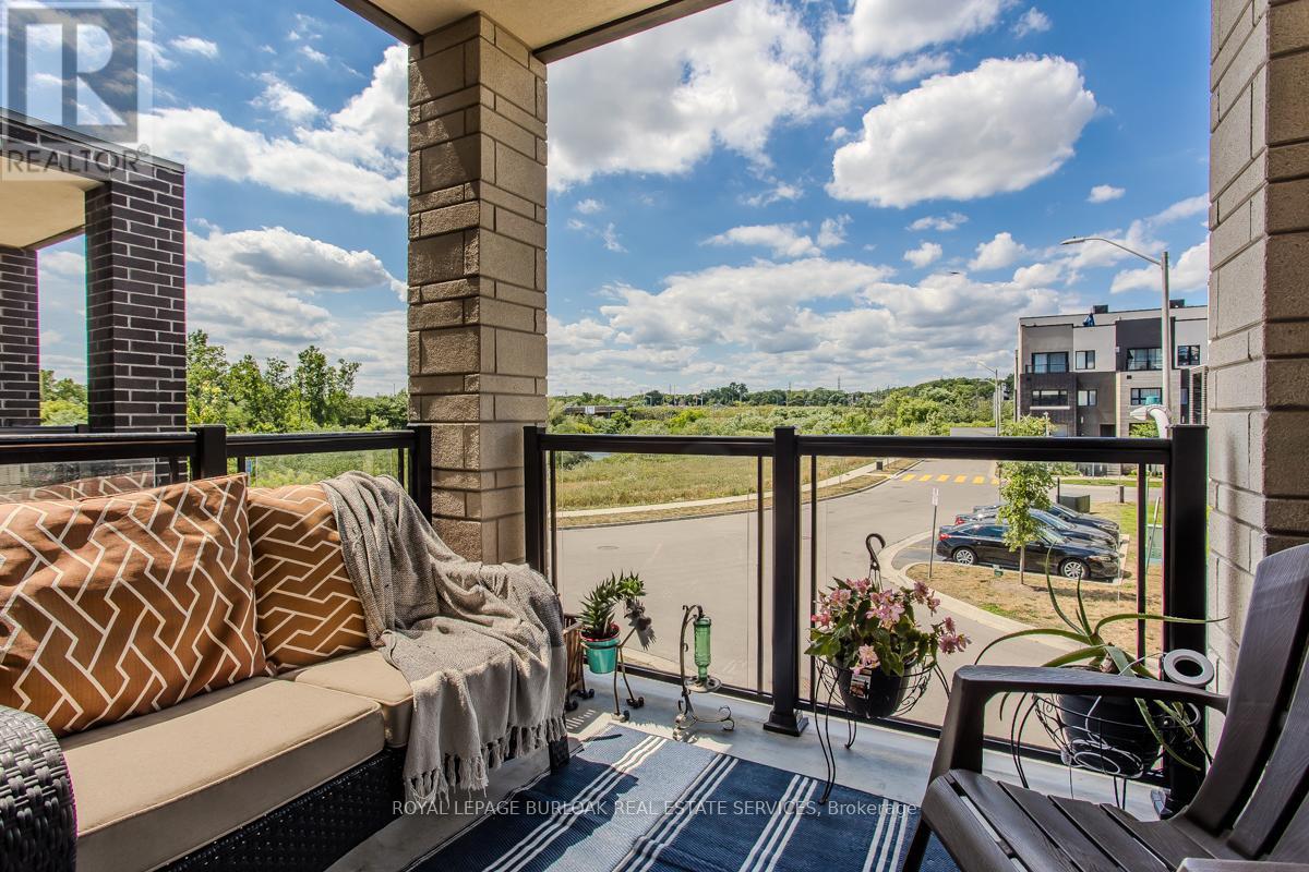 Photo 29 of 28 1121 Cooke Boulevard, Burlington ON