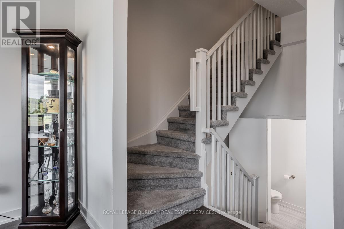 Photo 45 of 28 1121 Cooke Boulevard, Burlington ON