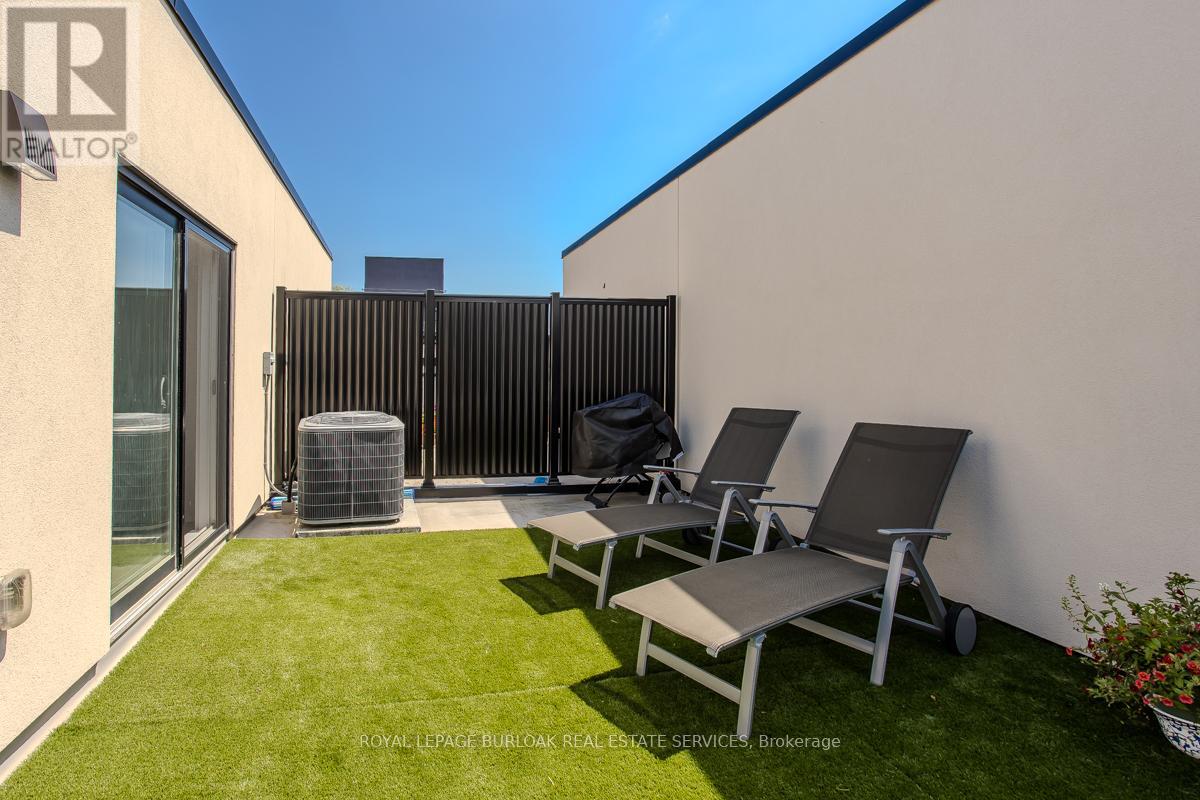 Photo 37 of 28 1121 Cooke Boulevard, Burlington ON