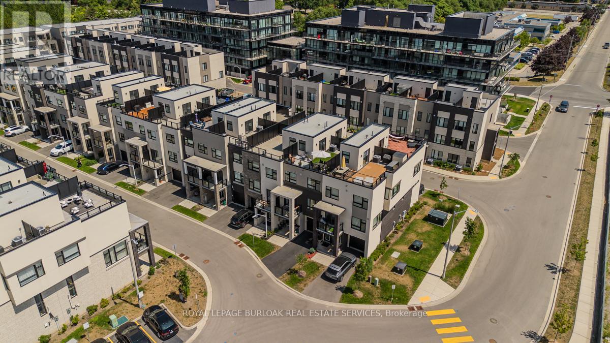 Photo 21 of 28 1121 Cooke Boulevard, Burlington ON