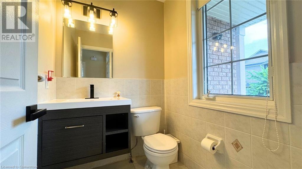Photo 27 of 2295 Avalon Drive, Burlington ON