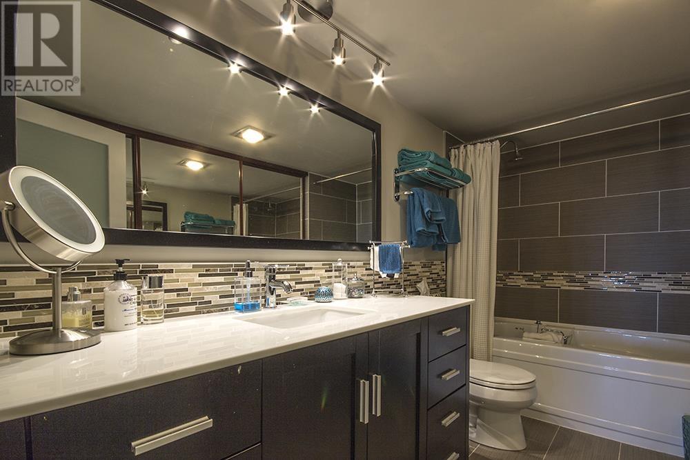Photo 19 of 1004 6651 Minoru Boulevard, Richmond BC