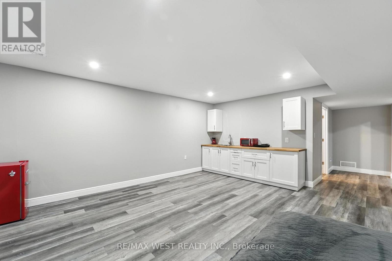 Photo 10 of 11650 Rocksprings Road, Elizabethtownkitley ON