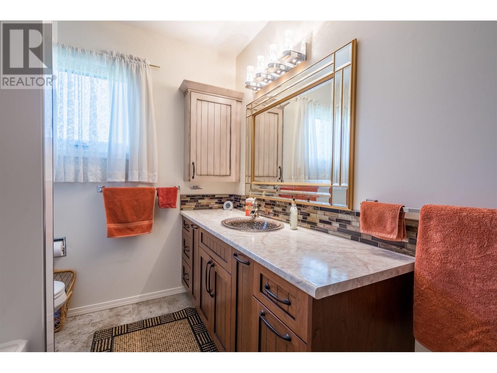 Photo 17 of 177 N Ogilvie Street, Prince George BC