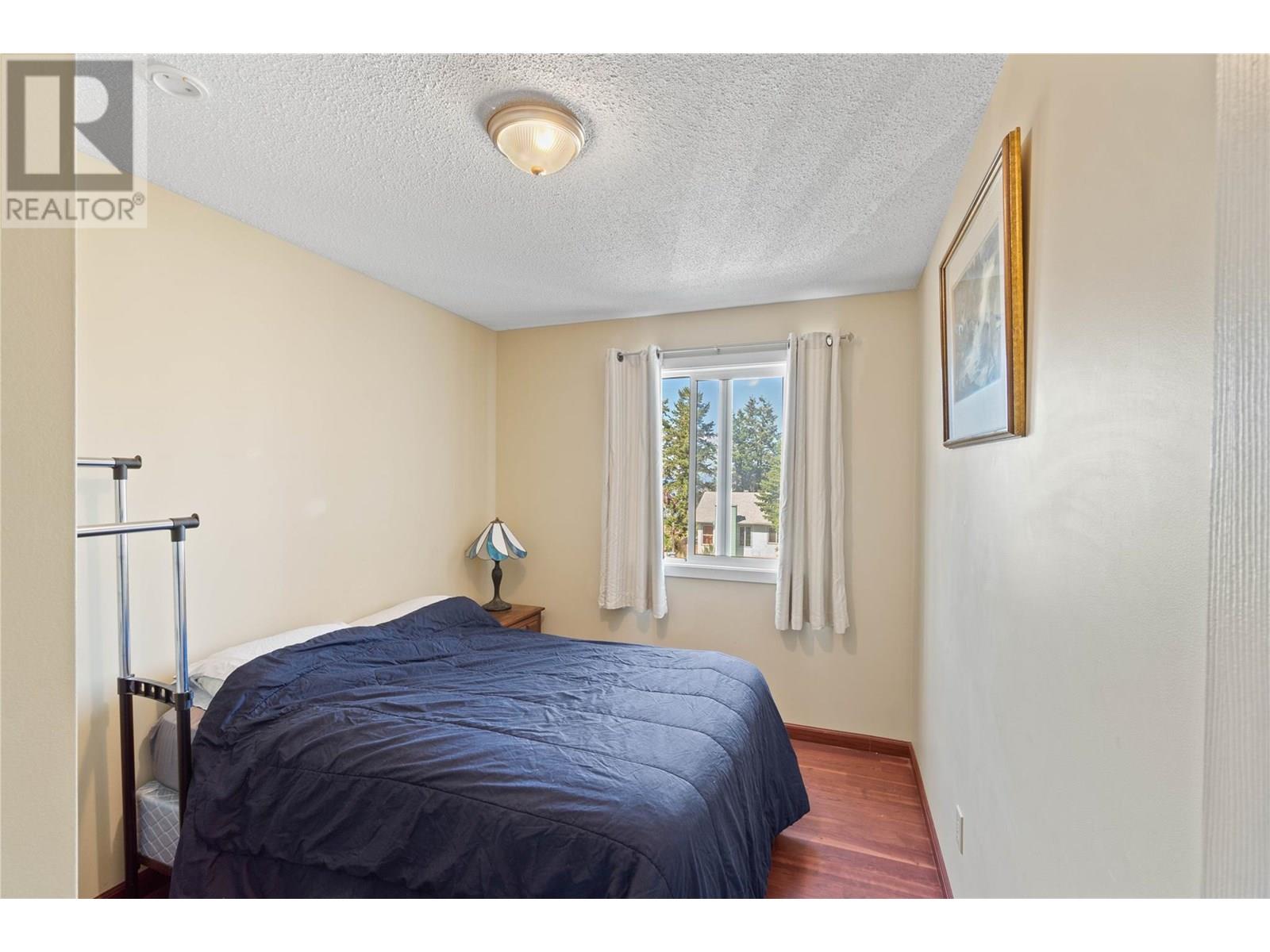 Photo 18 of 265 Hollyburn Drive, Kamloops BC