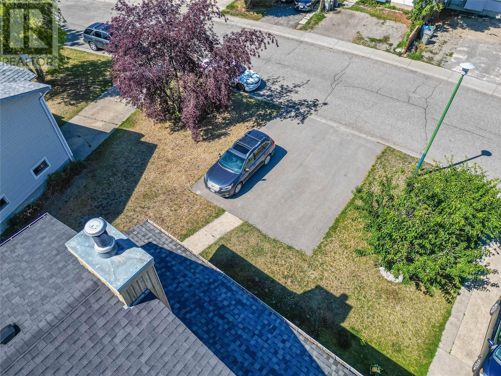 Photo 33 of 265 Hollyburn Drive, Kamloops BC