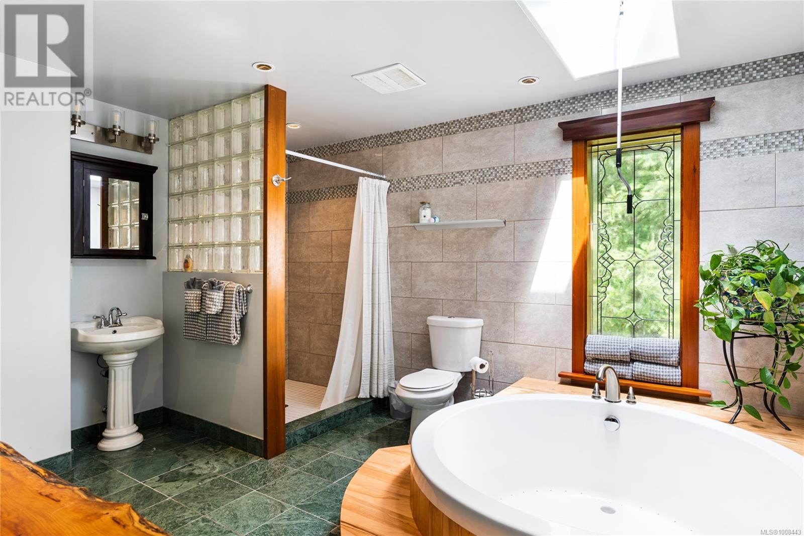 1415 West Shawnigan Lake Rd, Shawnigan Lake