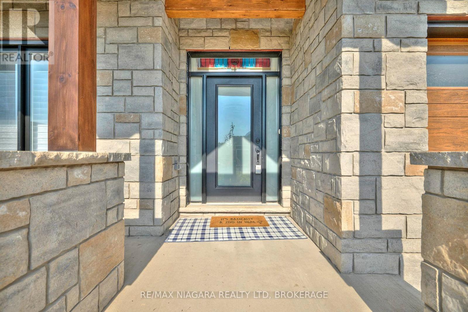 Photo 13 of 3609 Canfield Crescent, Fort Erie ON