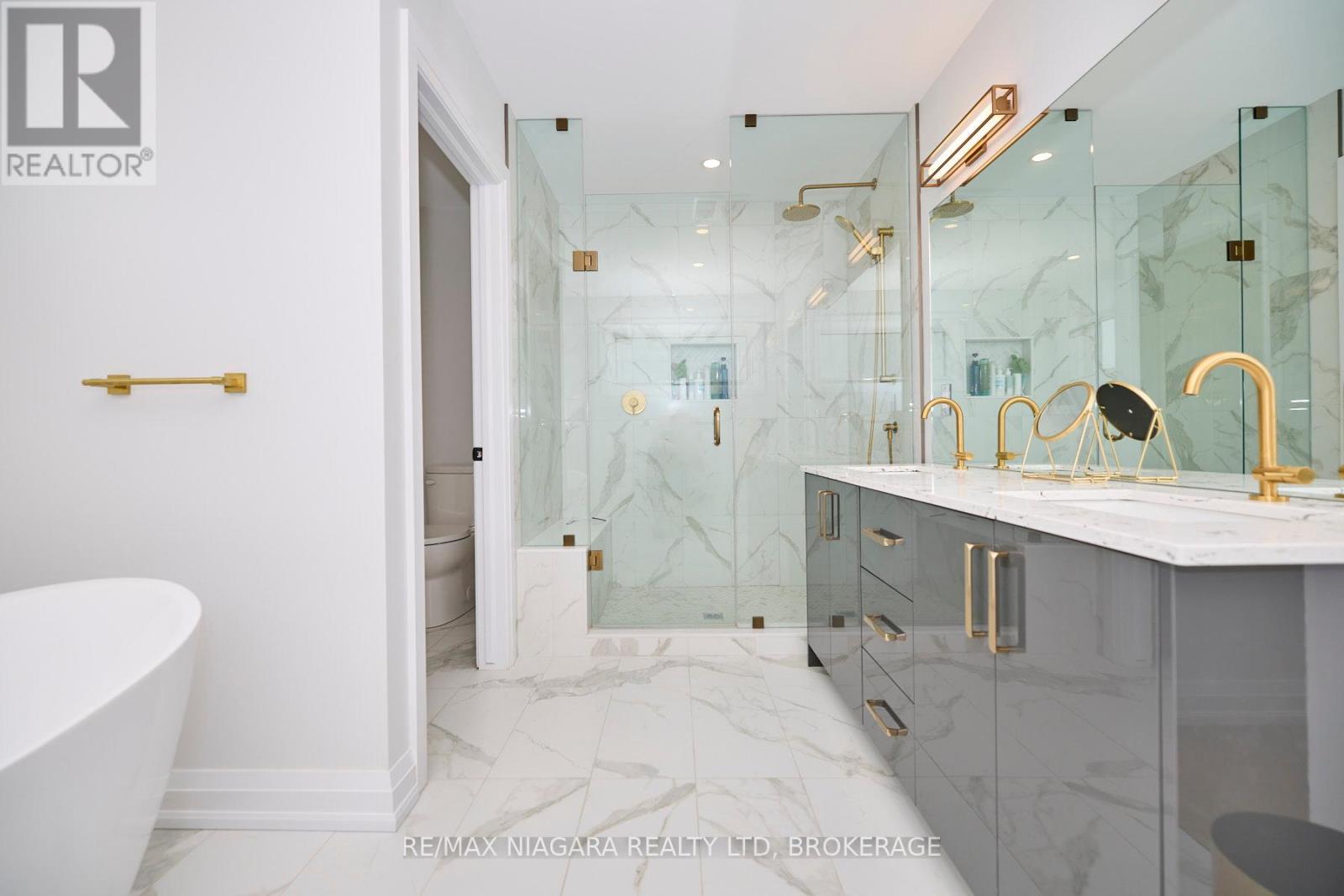 Photo 8 of 3609 Canfield Crescent, Fort Erie ON
