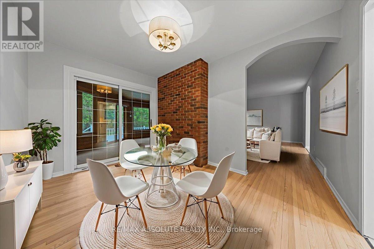 Photo 35 of 36 Beverly Street, Ottawa ON