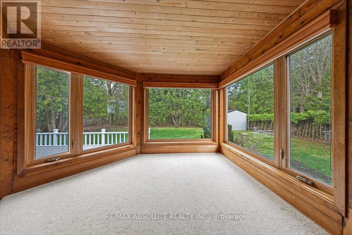Photo 14 of 36 Beverly Street, Ottawa ON