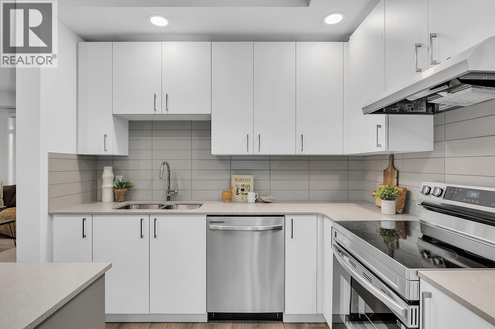 215 1111 Frost Road, Kelowna