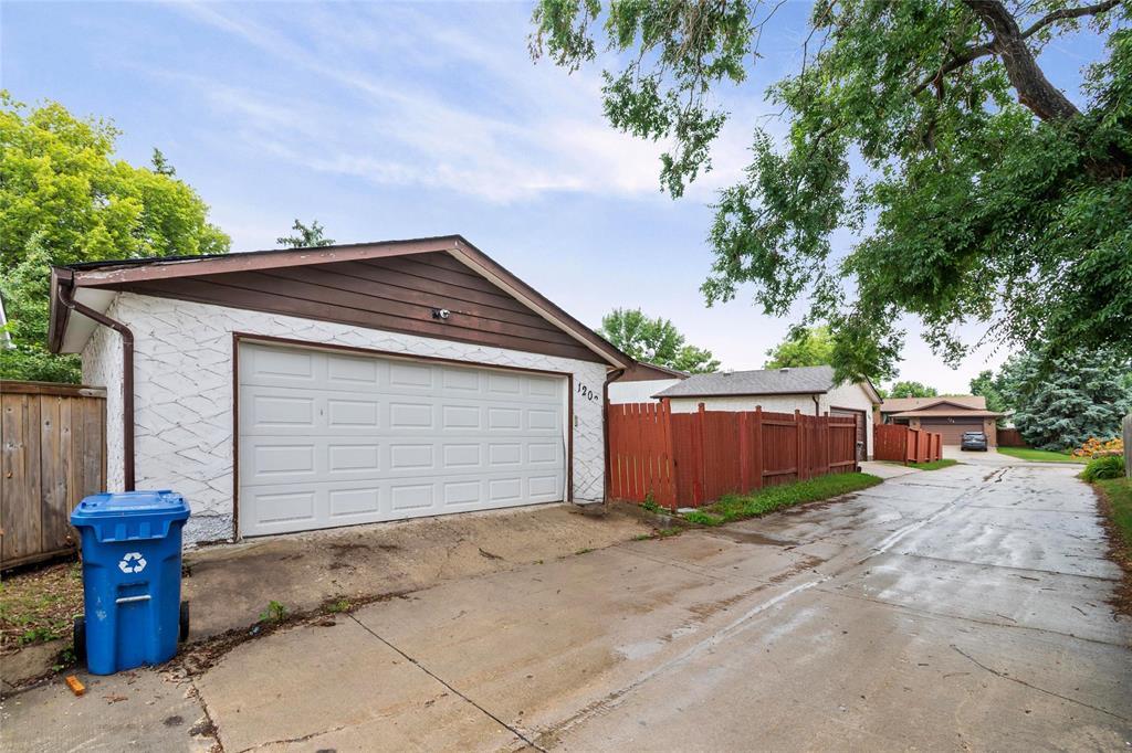 Photo 36 of 1203 Chancellor Drive, Winnipeg MB