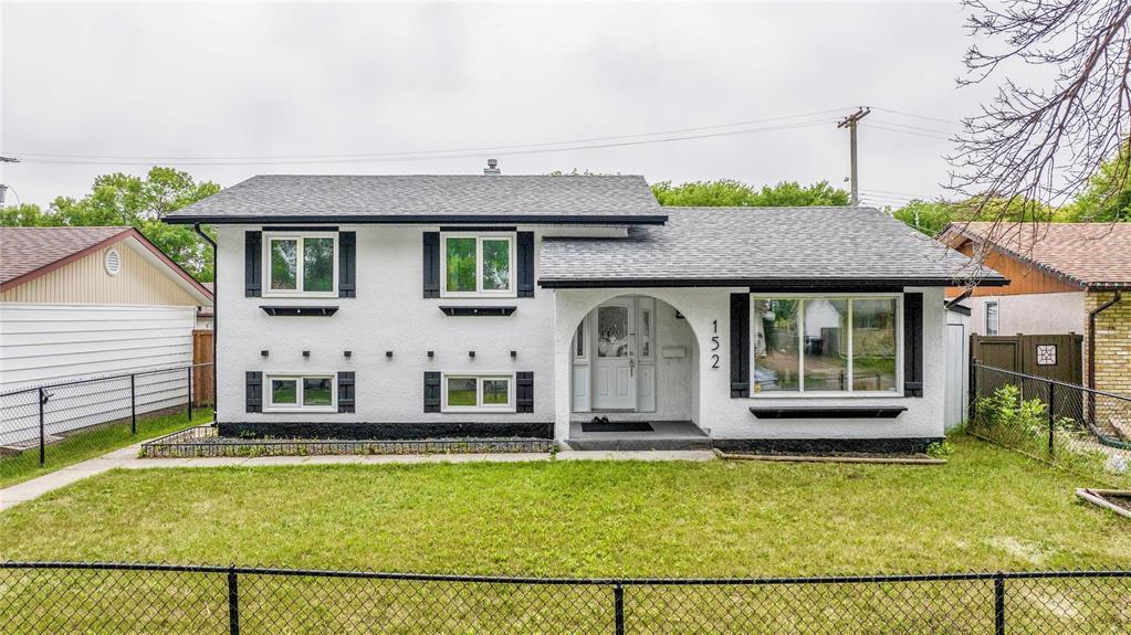 Photo 1 of 152 Larche Avenue W, Winnipeg MB