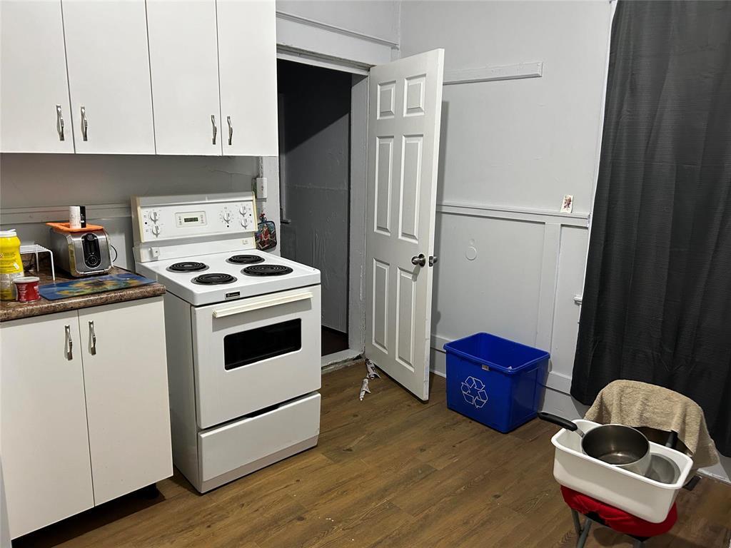 Photo 2 of 537 Redwood Avenue, Winnipeg MB