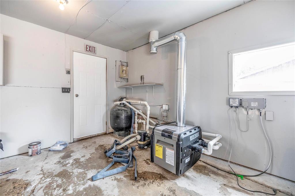 Photo 30 of 152 Larche Avenue W, Winnipeg MB