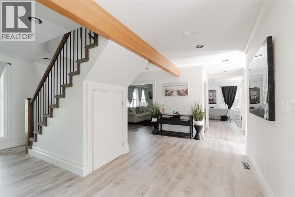 Photo 9 of 49 Poplar Crescent, Gregoire Lake Estates AB