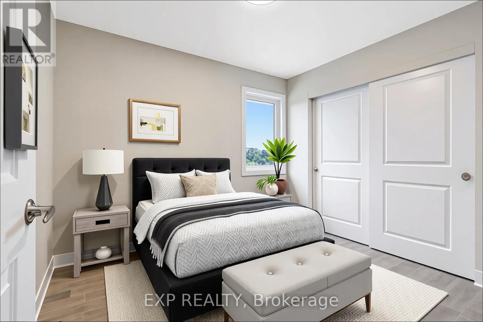 Photo 4 of 600 Paakanaak Avenue, Ottawa ON