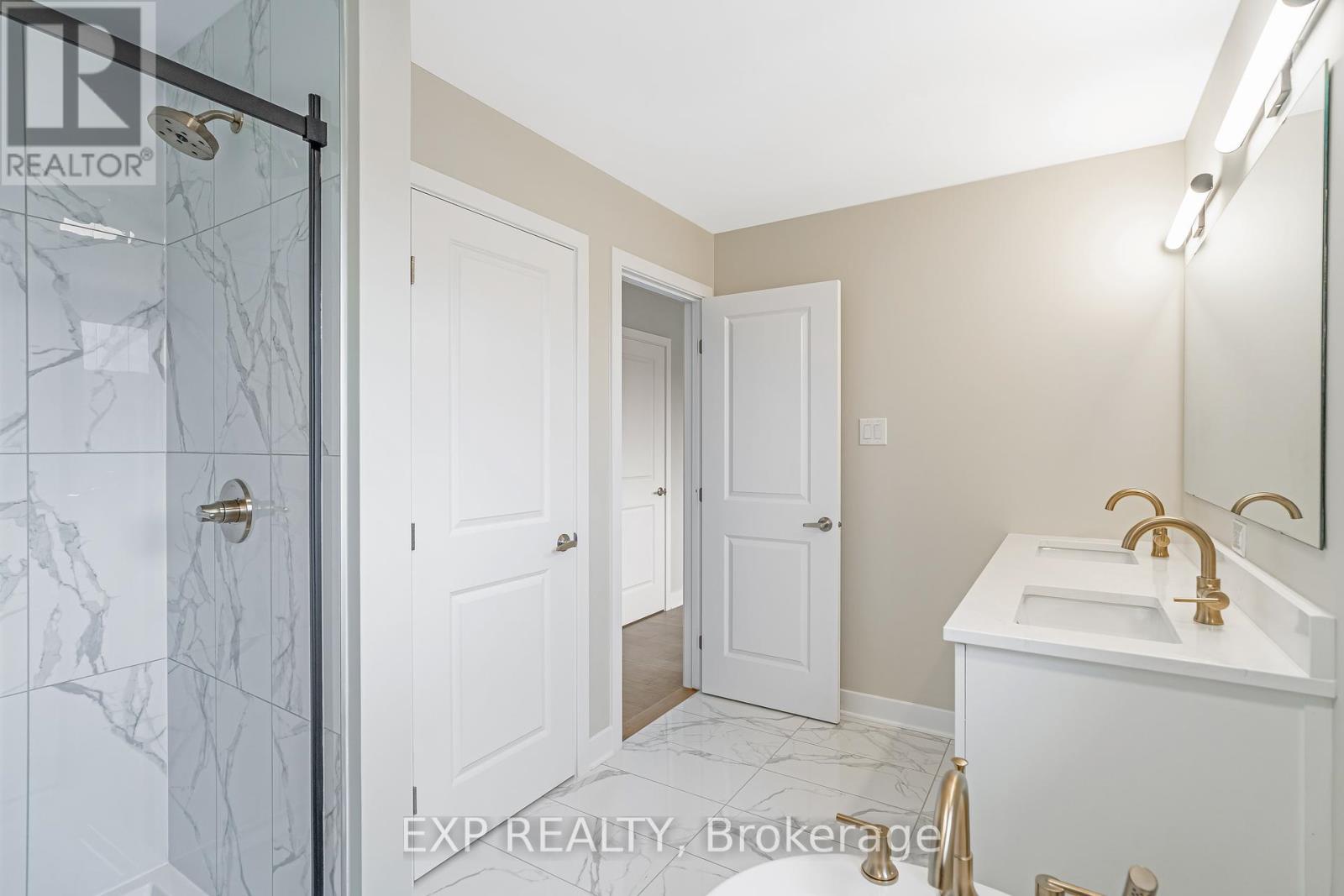 Photo 27 of 600 Paakanaak Avenue, Ottawa ON