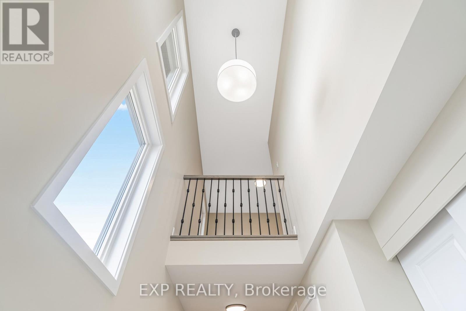 Balcony overlooking foyer