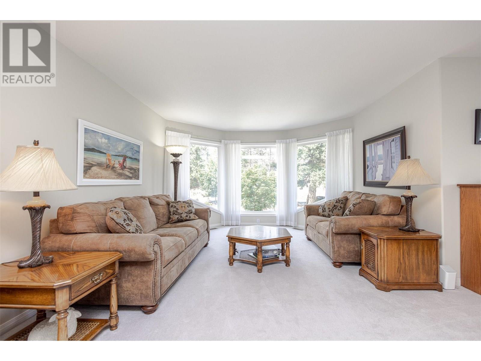 5291 Bradbury Street, Peachland