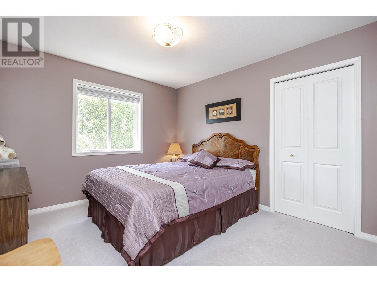 5291 Bradbury Street, Peachland