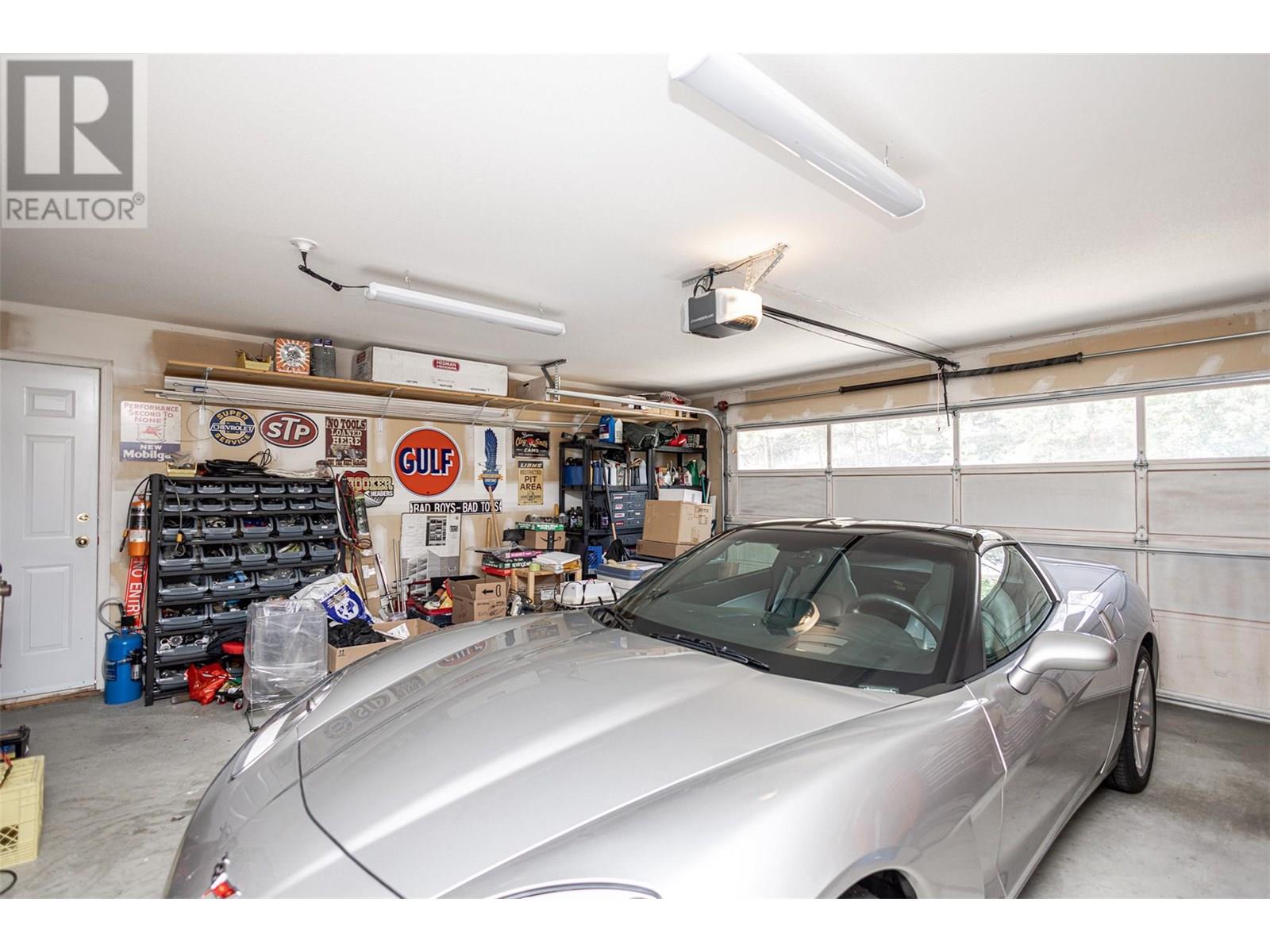5291 Bradbury Street, Peachland