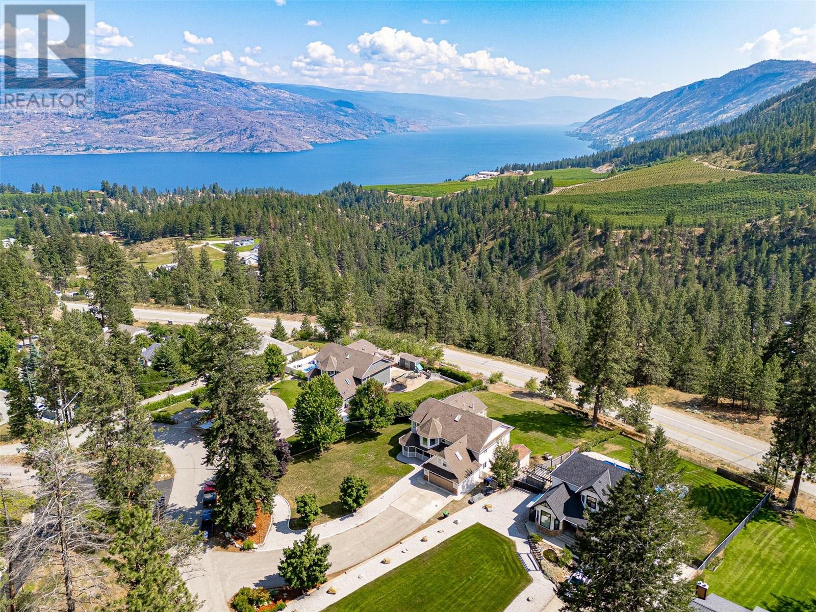 5291 Bradbury Street, Peachland