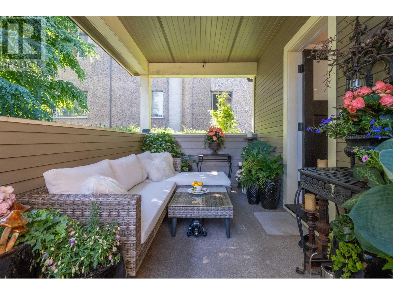 Photo 37 of 408 Eighth Street, New Westminster BC